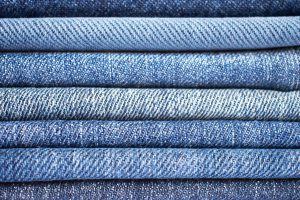 Moda rockowa – inspiracje dla miłośników ciężkich brzmień i wyrazistego stylu